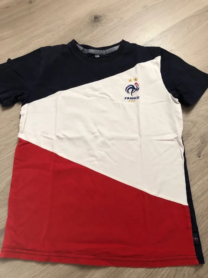 TEE shirt France