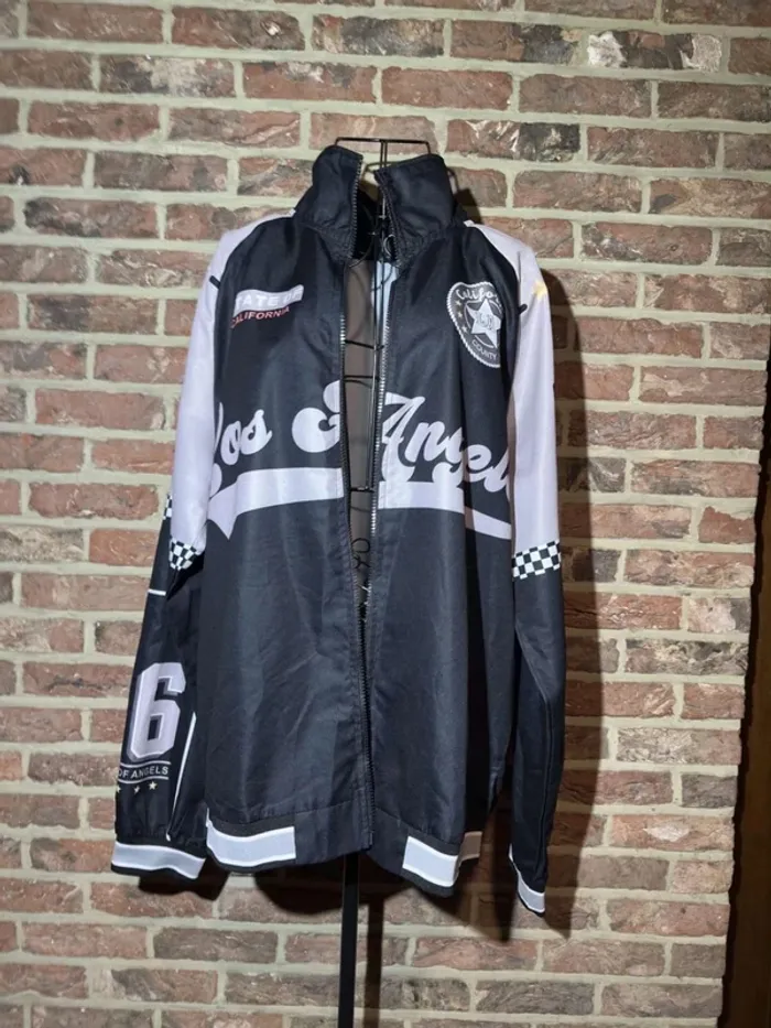 Veste Racing Noire et gris Los Angeles Taille L / 40 - photo numéro 2