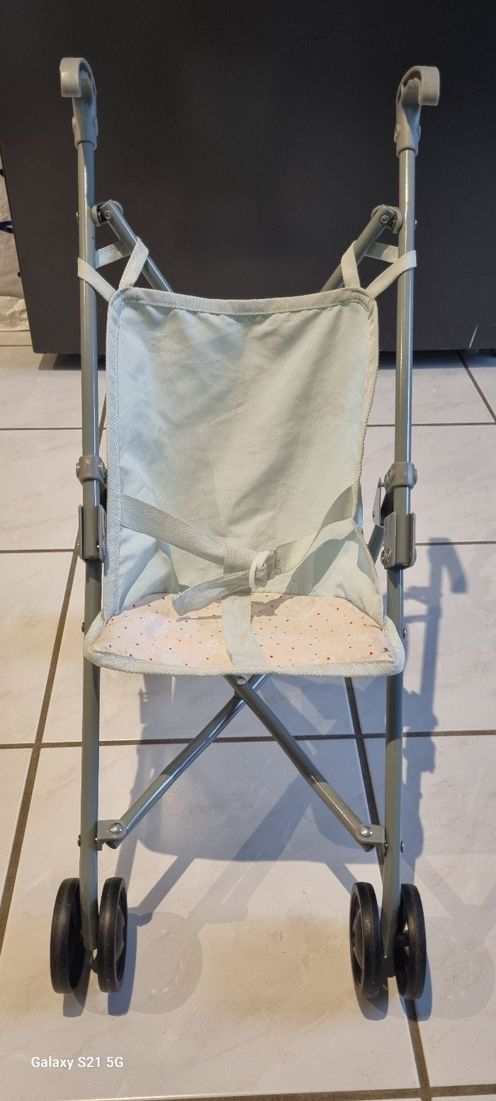 Poussette poupées