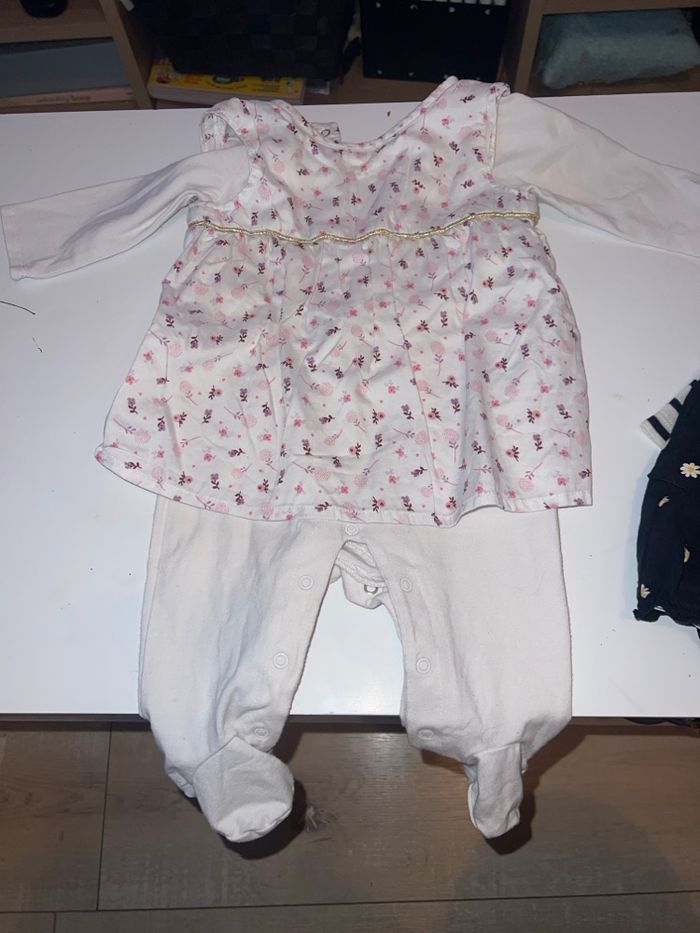 Lot robe bébé 3 mois - photo numéro 4