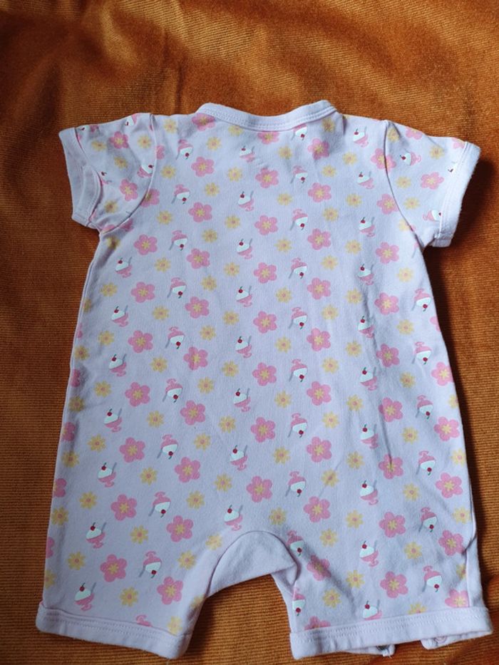 Grenouillère hello kitty 1mois - photo numéro 2