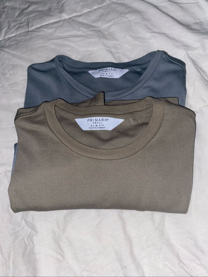 LOT DE VÊTEMENTS - photo numéro 7