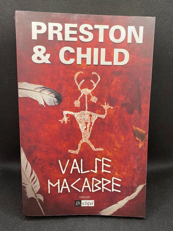 Valse macabre - Roman broché