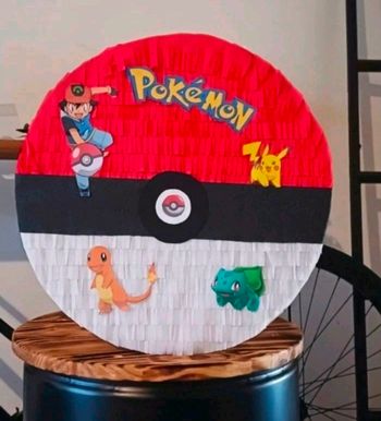 Pinatas anniversaire pokemon pokeball 