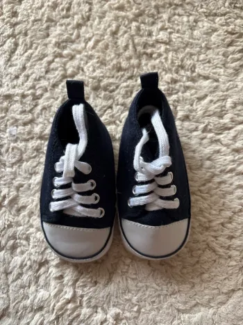 chaussures 9-12 mois
