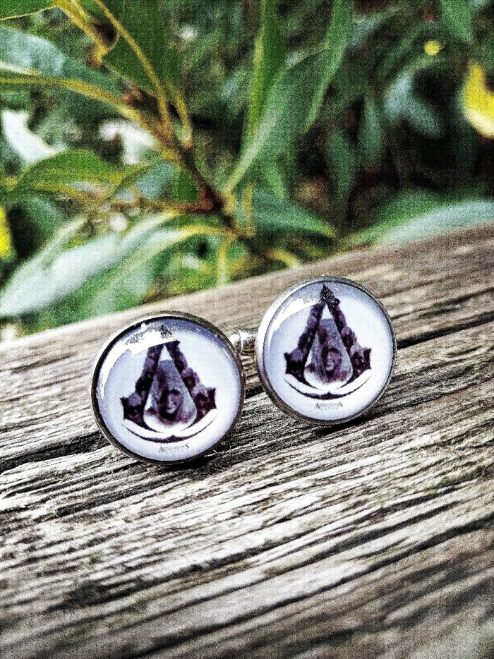 Manchettes collector de geek Assassin's Creed - photo numéro 4