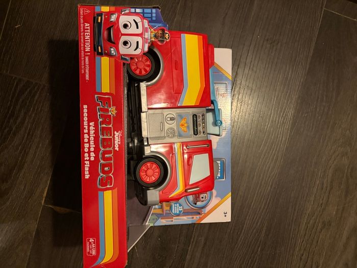 Camion de pompiers Firebuds Bo & flash - photo numéro 4