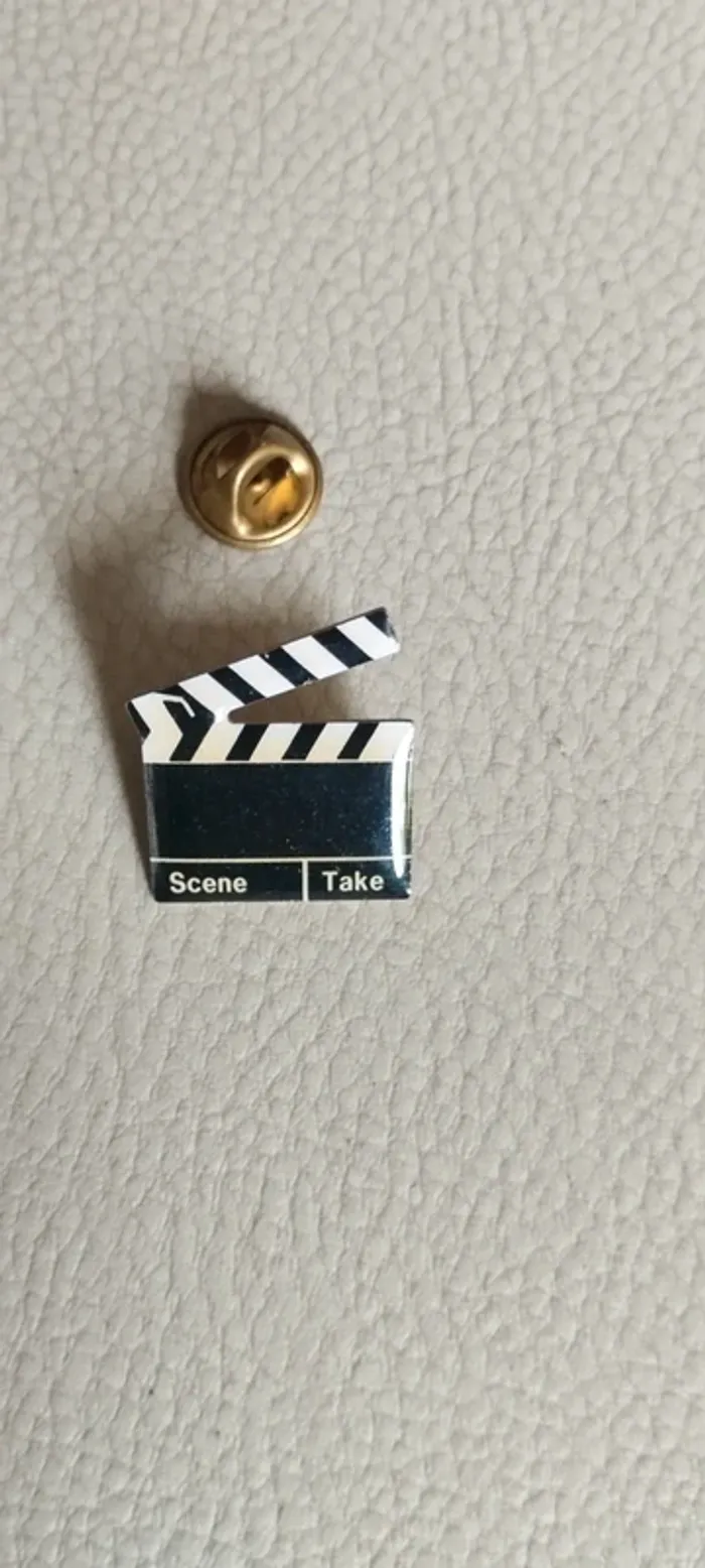 Pin's clap! - photo numéro 3