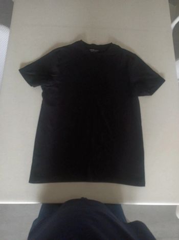 T-shirt noir taille L