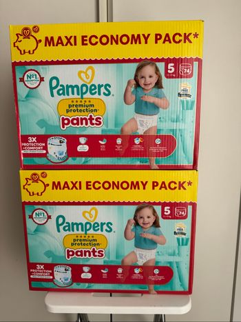 148 couches Pampers premium pants taille 5