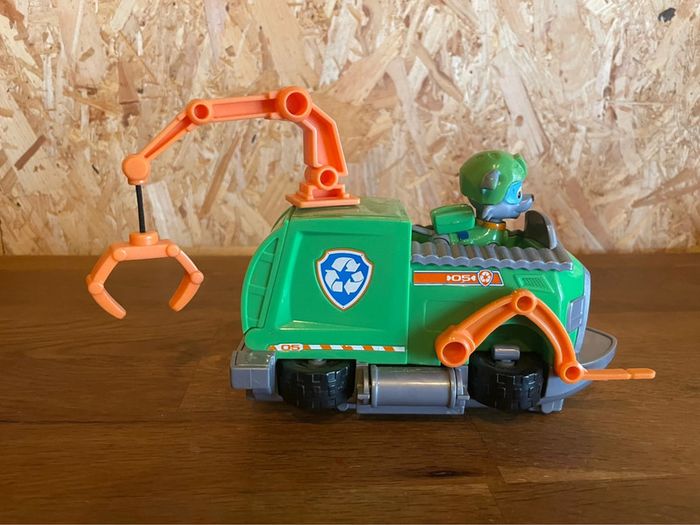 Idée cadeau 🎁 figurine Rocky et son véhicule de la Pat Patrouille - photo numéro 9