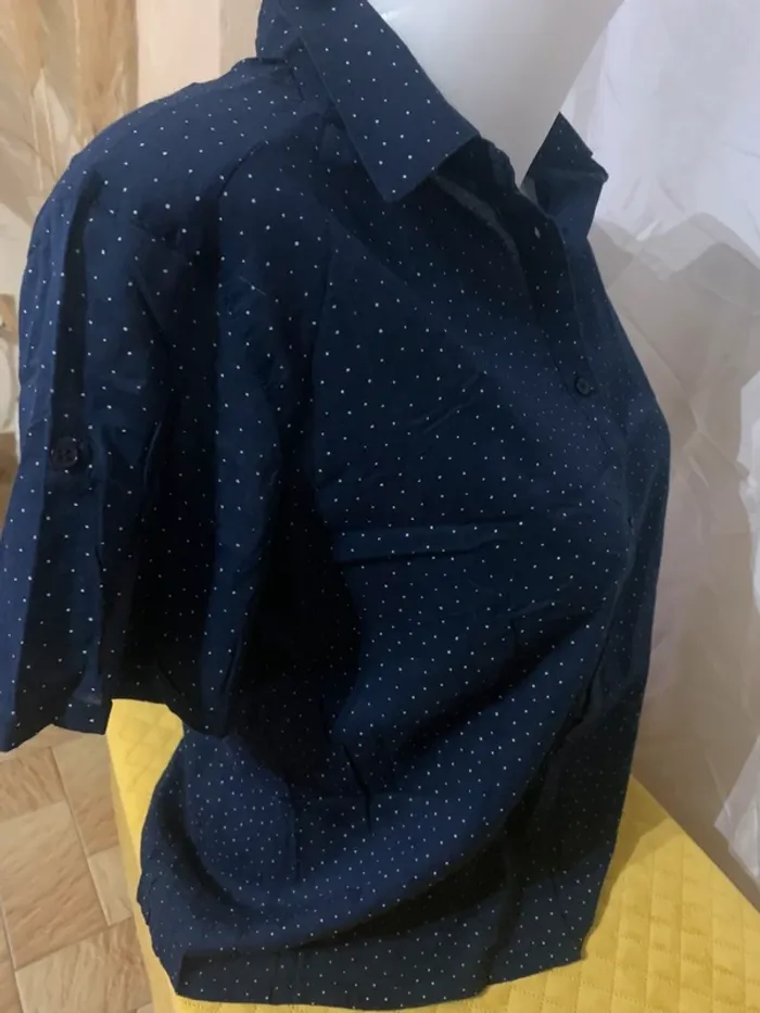 Chemise Gemo manches courtes taille 44 très bon état bleu marine à pois - photo numéro 5