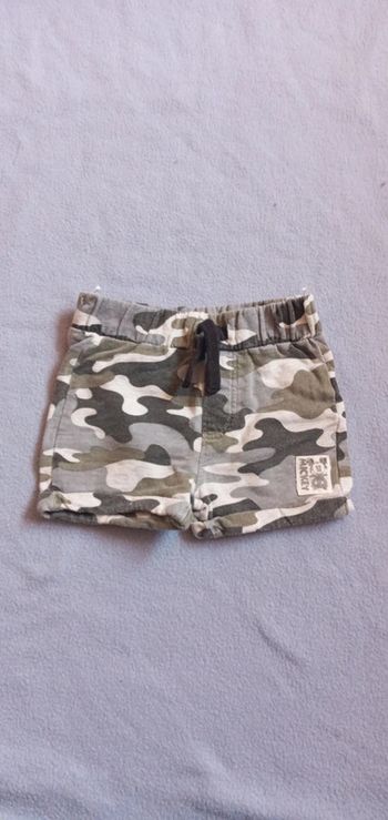 Short Disney baby Mickey taille 80cm