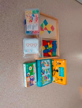 Lot jeux éducatifs Montessori