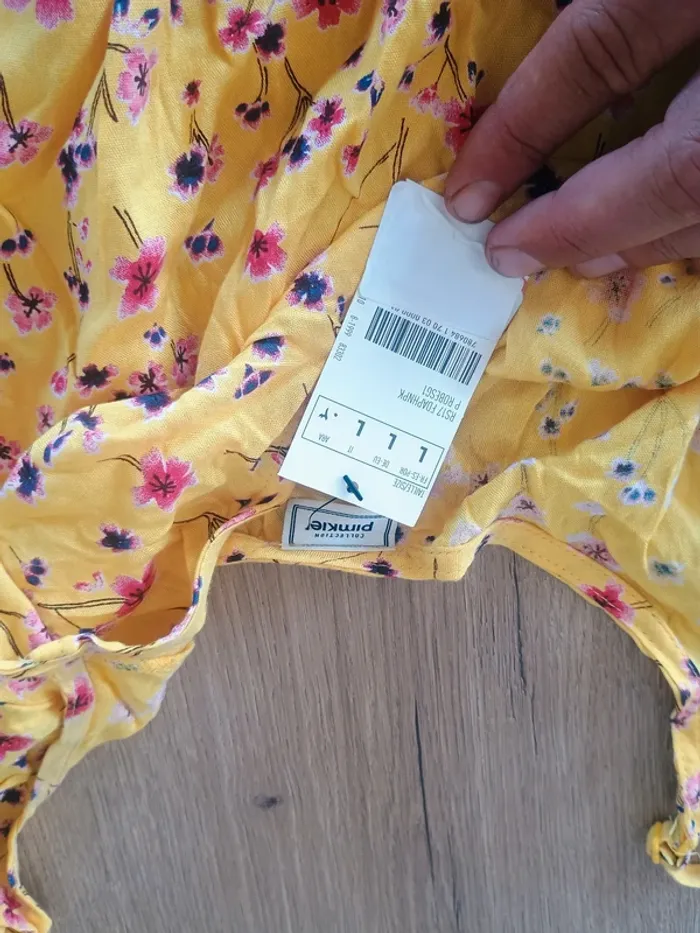 Robe Pimkie Taille L – Imprimé floral jaune – Épaules dénudées - photo numéro 5