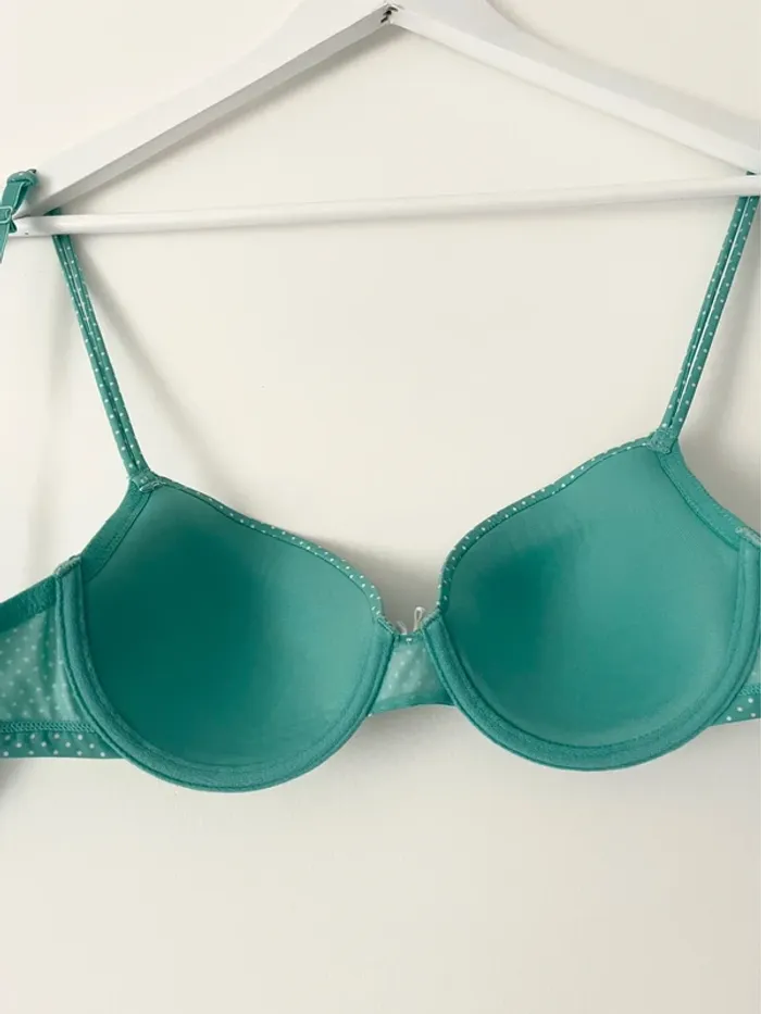 Soutien-gorge Miss Helen de chez Monoprix taille 90B turquoise à pois blancs - photo numéro 5
