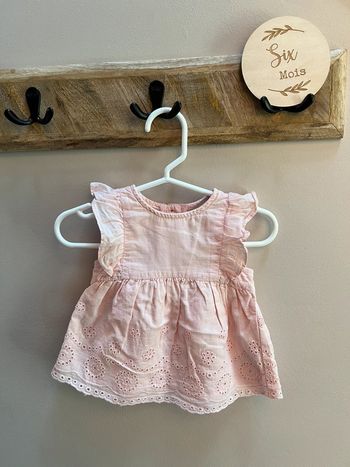 Jolie blouse rose manches courtes 6 mois