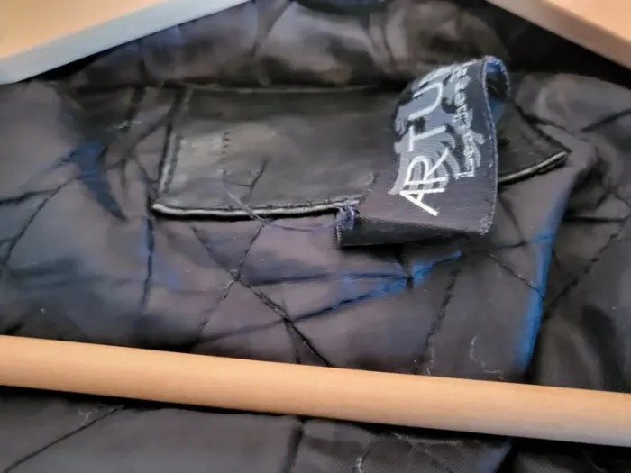 💦 Veste Cuir taille L - photo numéro 19
