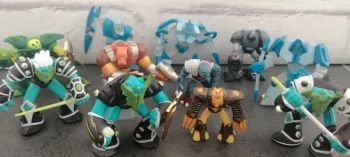 Figurines xenox panini