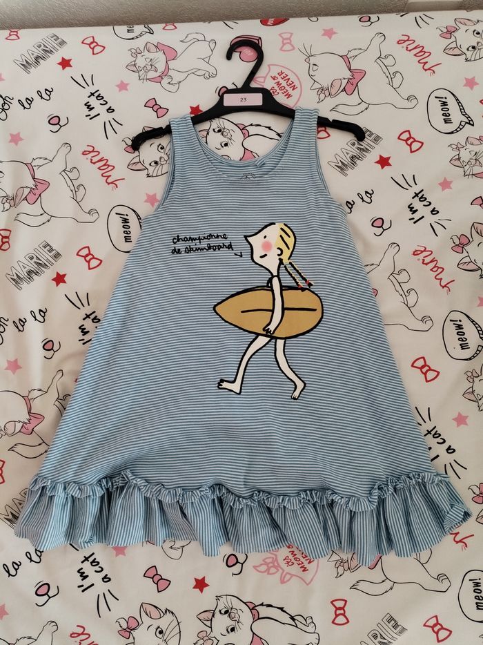 Robe d'été Petit bateau taille 4 ans