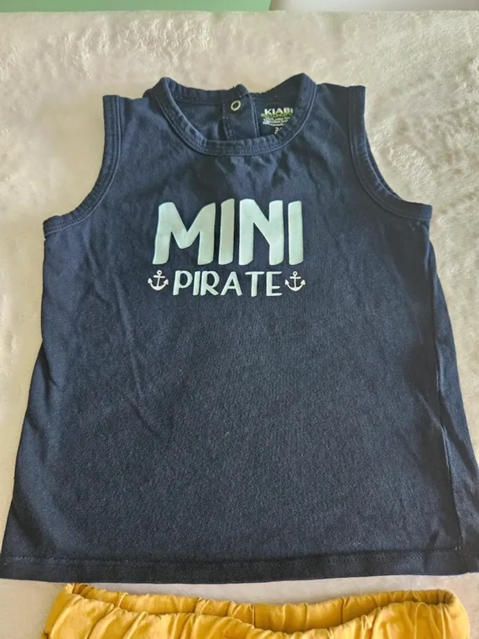 Tenue short + débardeur kiabi 24 mois - photo numéro 2