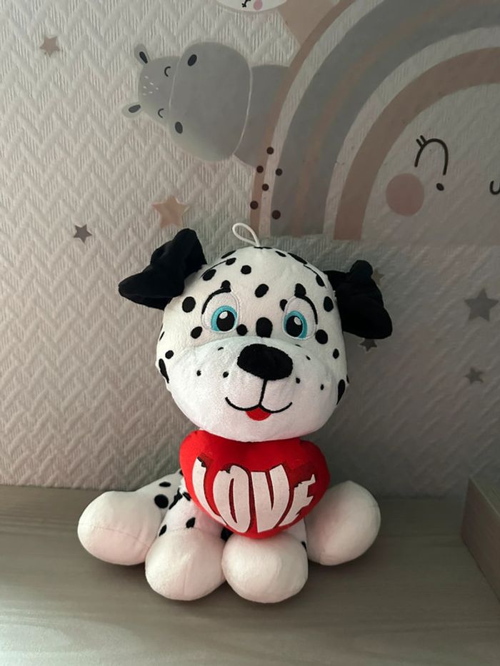 Peluche chien love