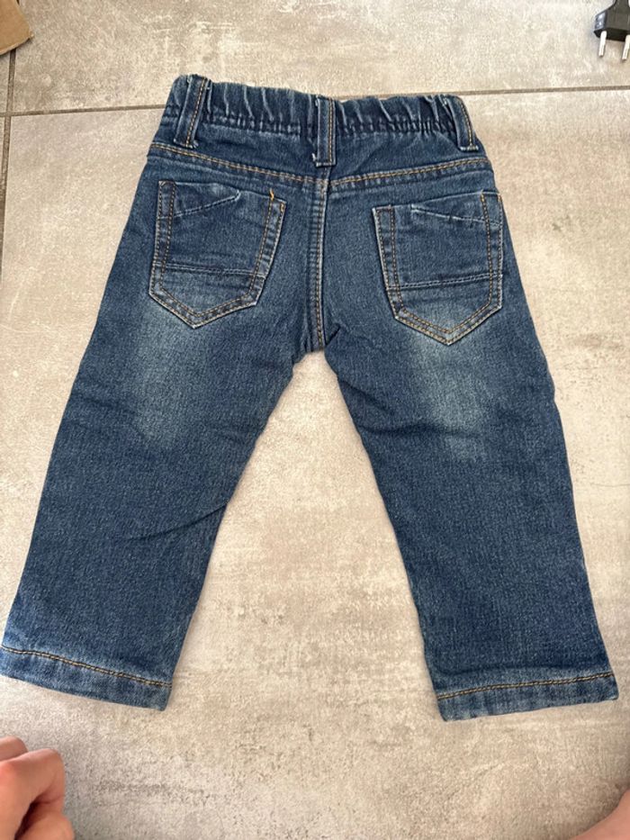 Jean 12 mois - photo numéro 2