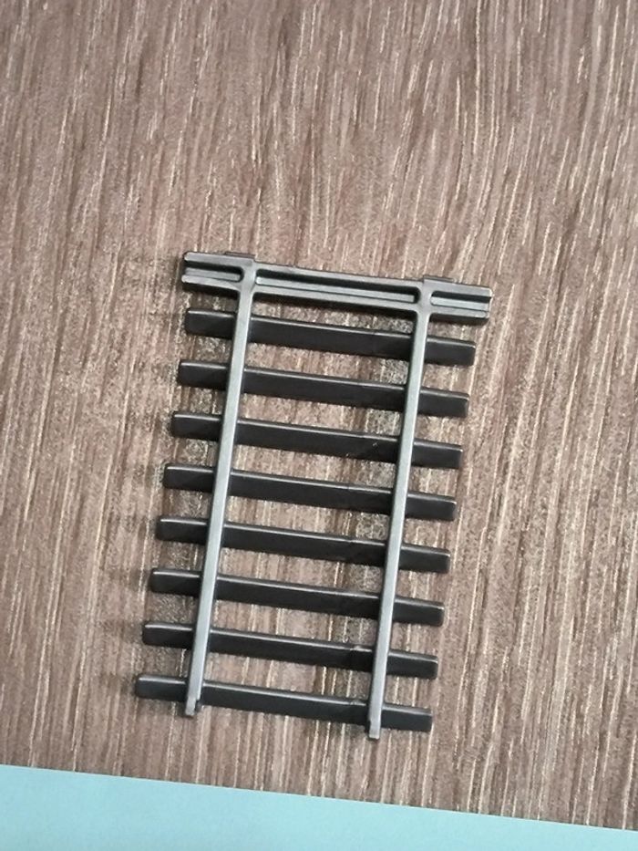 Playmobil 9372 commissariat store velux gris - photo numéro 2
