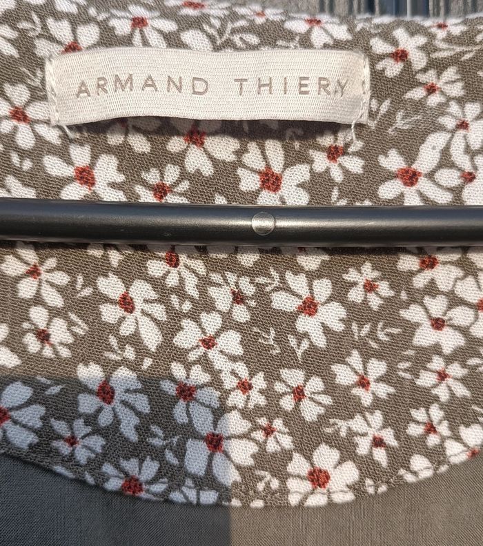 Robe Armand Thiery taille 42 - photo numéro 3