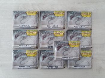 Lot de 10 paquets de 100 sleeves Dragon Shield Perfect Fit Sideloaders 