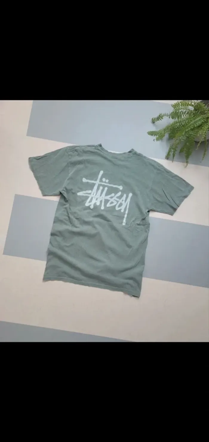 Tee shirt stussy vert menthe kaki taille M