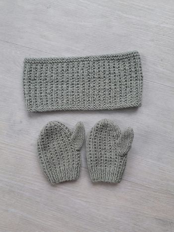 Ensemble snood et moufles 3 ans