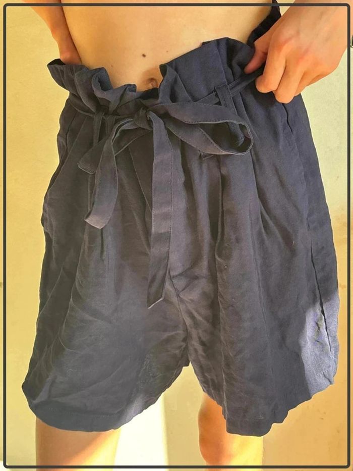 Short taille 38 marque Molly bracken * - photo numéro 2