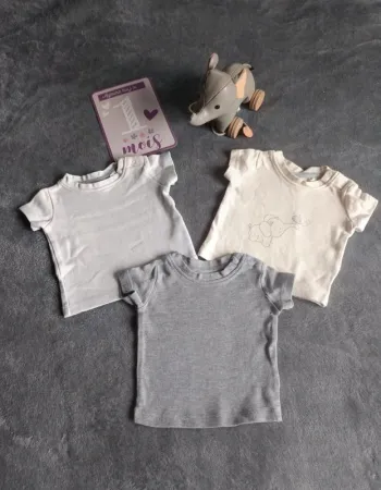 Lot t-shirts 50/56 cm