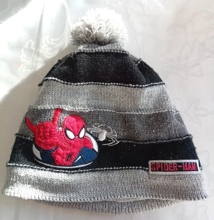 Bonnet enfant Spiderman