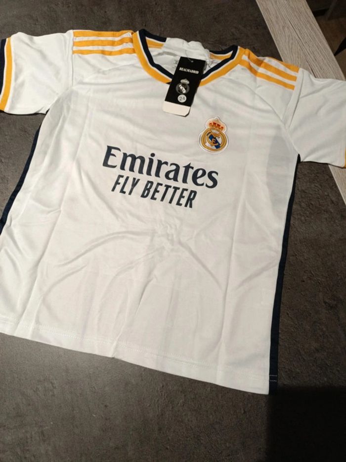 Tenue football real Madrid Vini Jr blanc. T24 - photo numéro 2