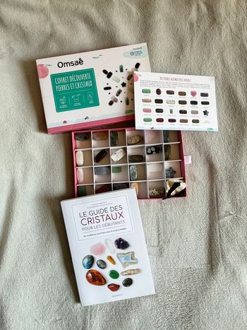 Le Guide des cristaux pour les débutants et un coffret découverte