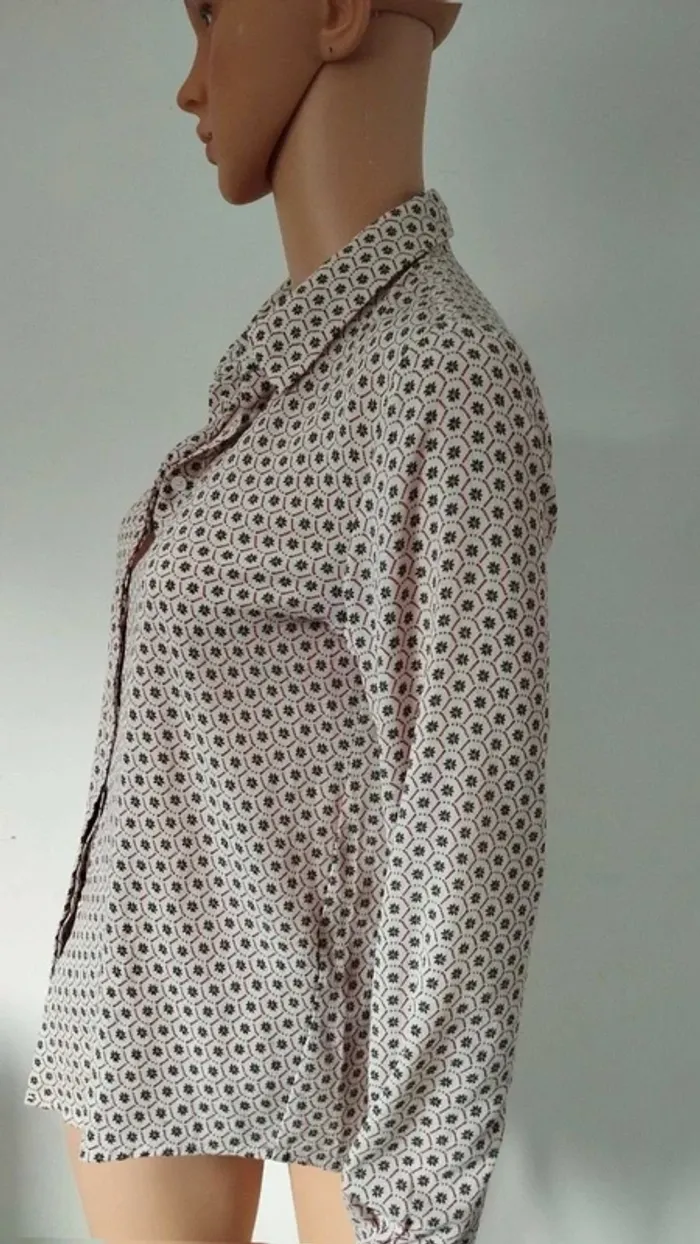 Blouse chemise beige avec motifs fleurs taille s femme - photo numéro 10