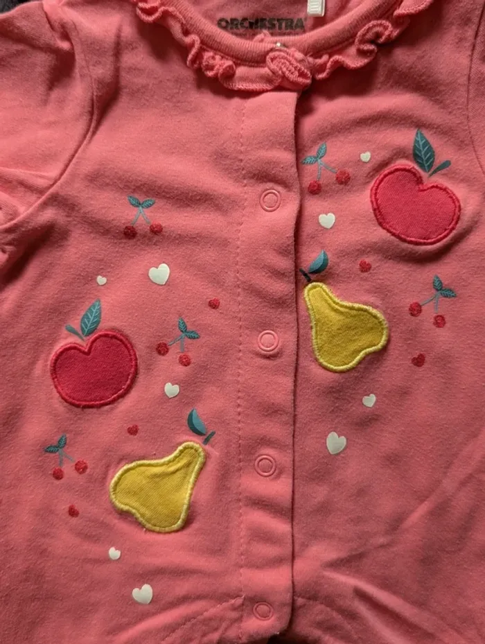 Pyjama Orchestra Taille 1 mois 54 cm Motifs fruits & cœurs – Léger et adorable ! - photo numéro 2