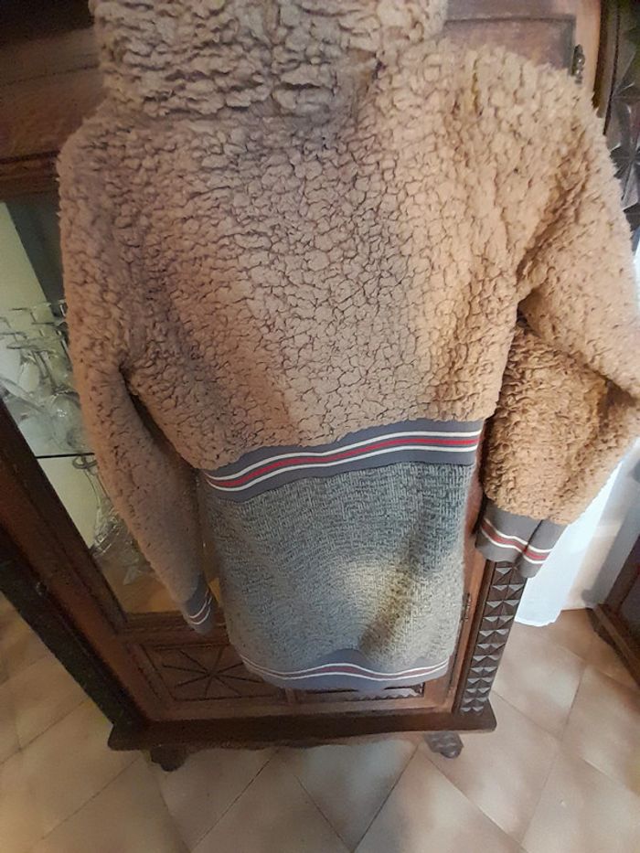 Manteau plusieurs couleurs et plusieurs textures - photo numéro 4