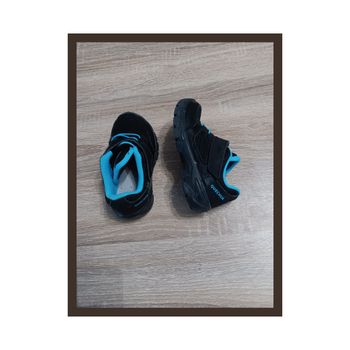 Paire de chaussures bébés taille 21