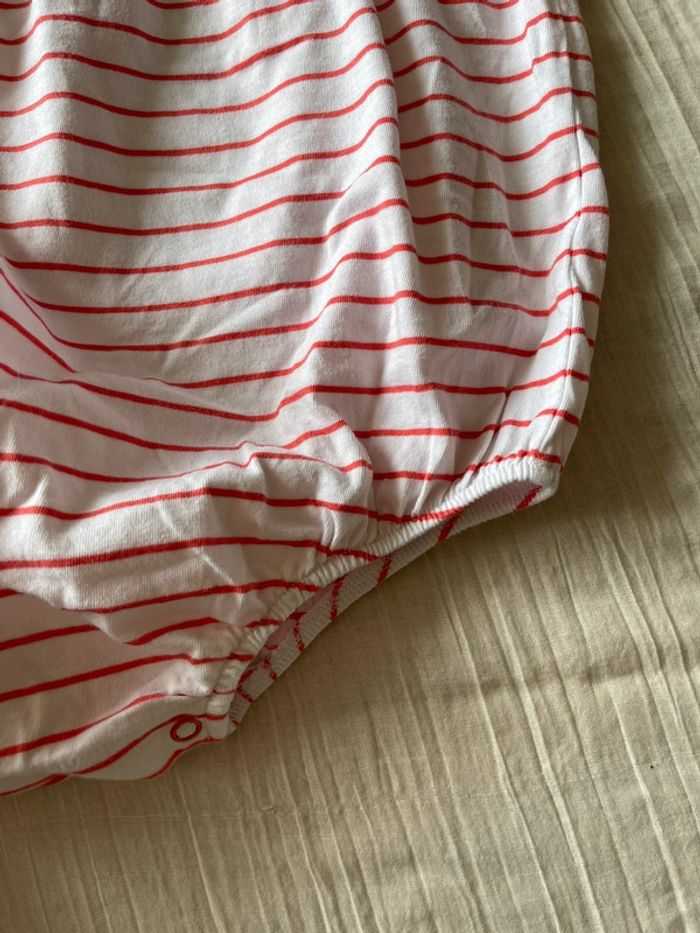 Barboteuse à rayures rouge et blanche - photo numéro 4