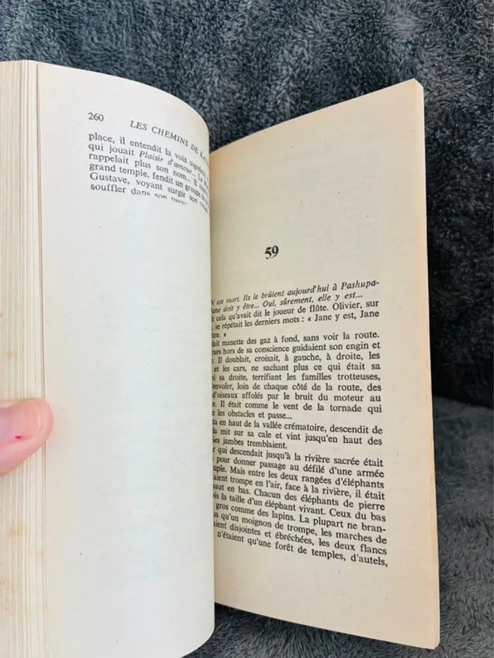 Livre Barjavel les chemins de Katmandou - photo numéro 5