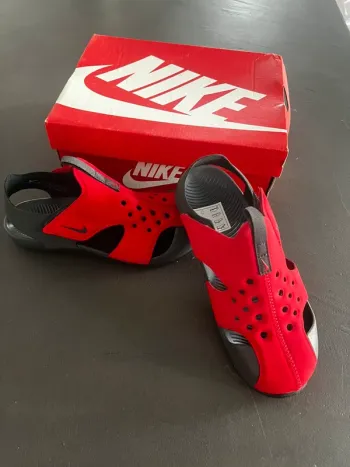 Sandales Nike