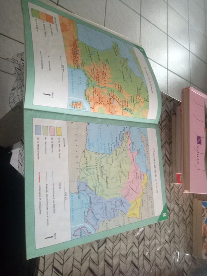 Livre vintage géographie et atlas avec - photo numéro 3