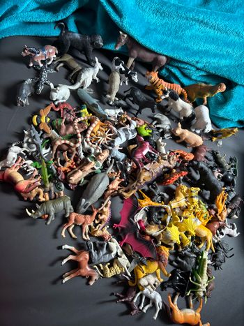 Lot d'Animeaux mixte Kangourou, Dinosaure, Ours