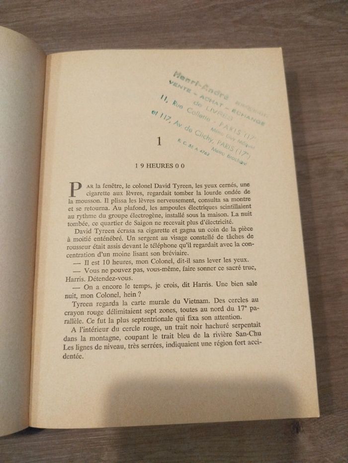 Livre Livre le pont sur le San-Chu - photo numéro 4