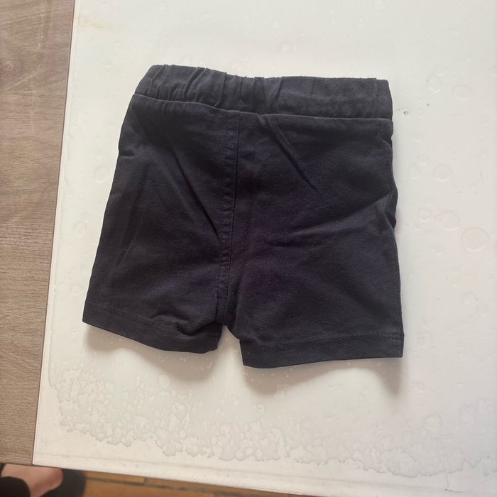 Short taille 3 mois - photo numéro 2