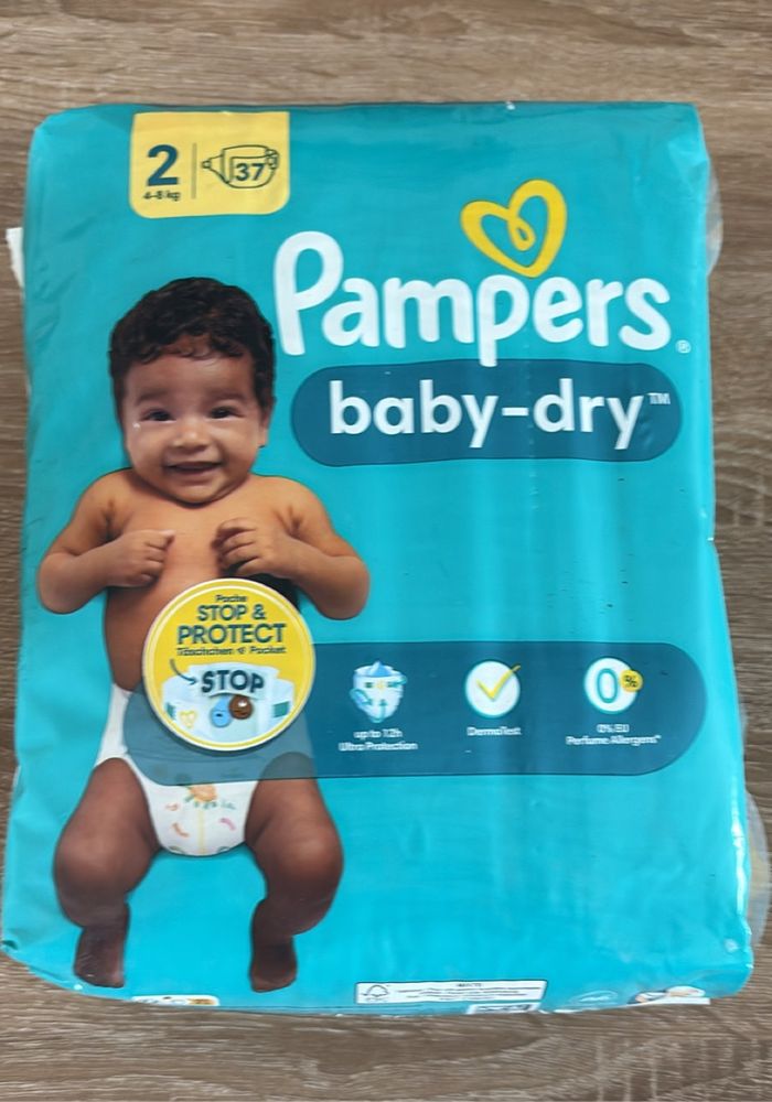 Couches Pampers