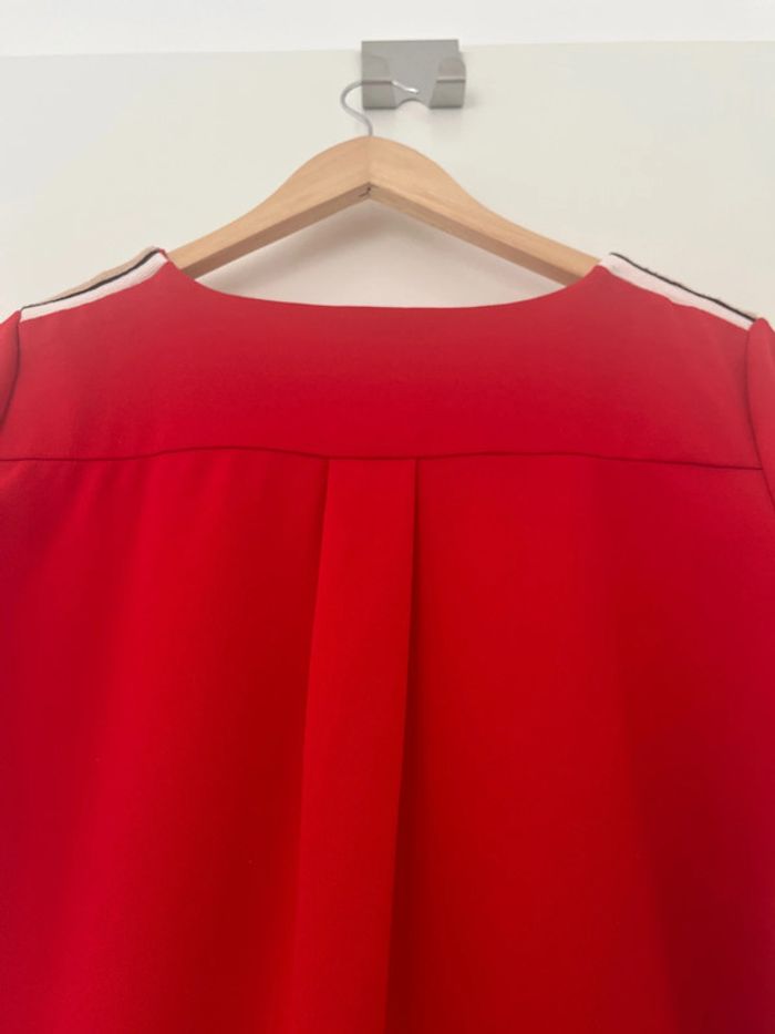 Robe rouge Quinze Heures Trente Paris - photo numéro 5